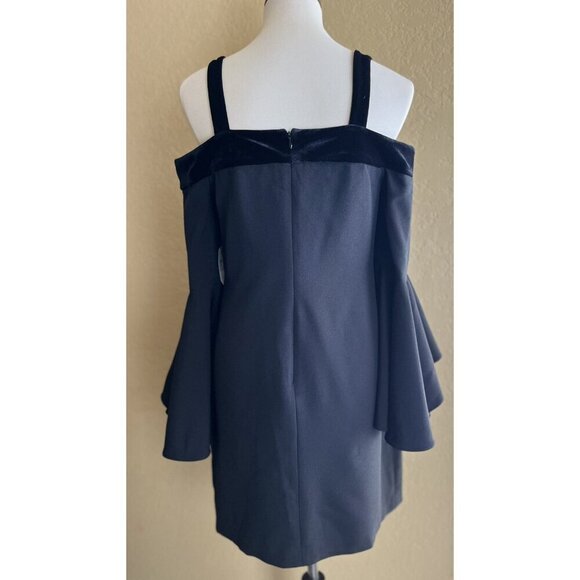 Chelsea28 Women's Bell Sleeve Cold Shoulder Crepe Shift Dress Size 6 - Picture 9 of 12